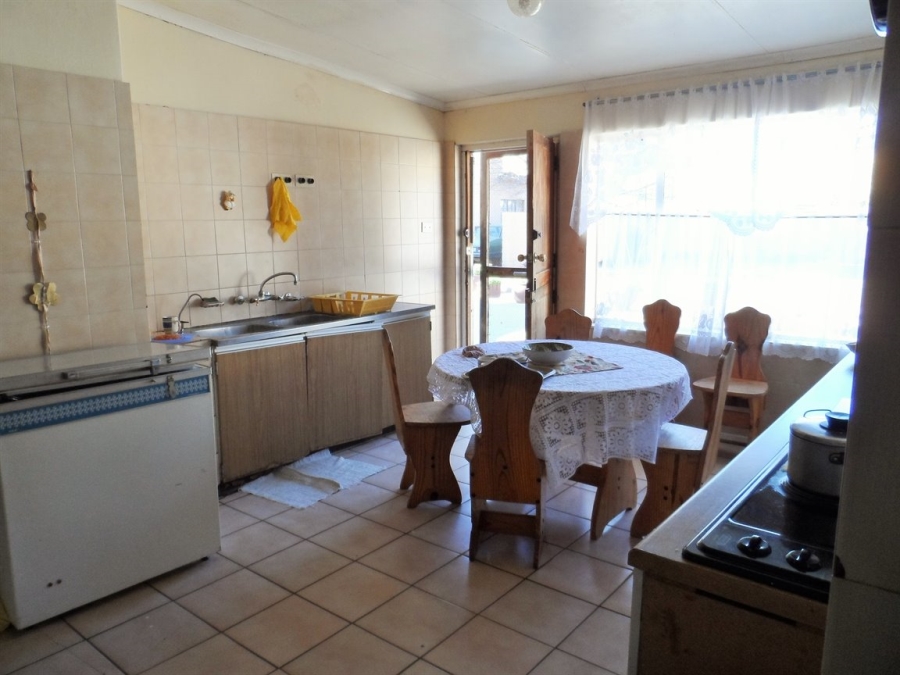 5 Bedroom Property for Sale in Bloemfontein Rural Free State